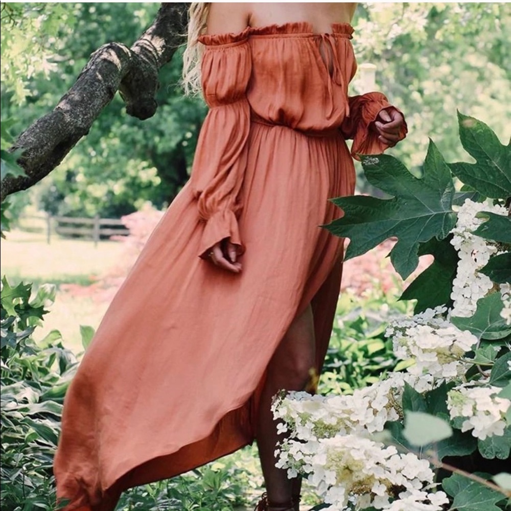ISO: FOREVER 21 off the should high-low